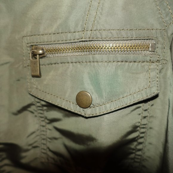 LOFT BRAND RAIN JACKET W/ HOOD - Picture 5 of 9